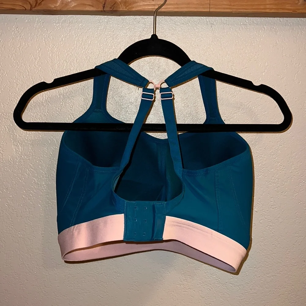 Panache Sport bra, 32H - Picture 2 of 4
